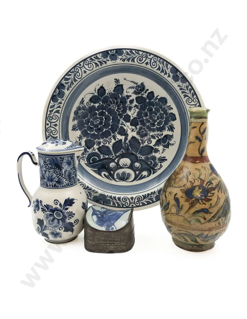 Small Qty of Blue and White etc Image 1++