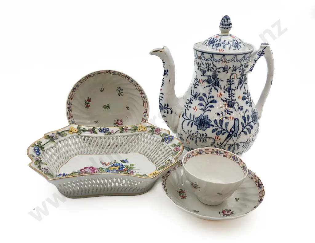 Small Qty of Assorted China including Blue and White Teapot (repair) Image 1++