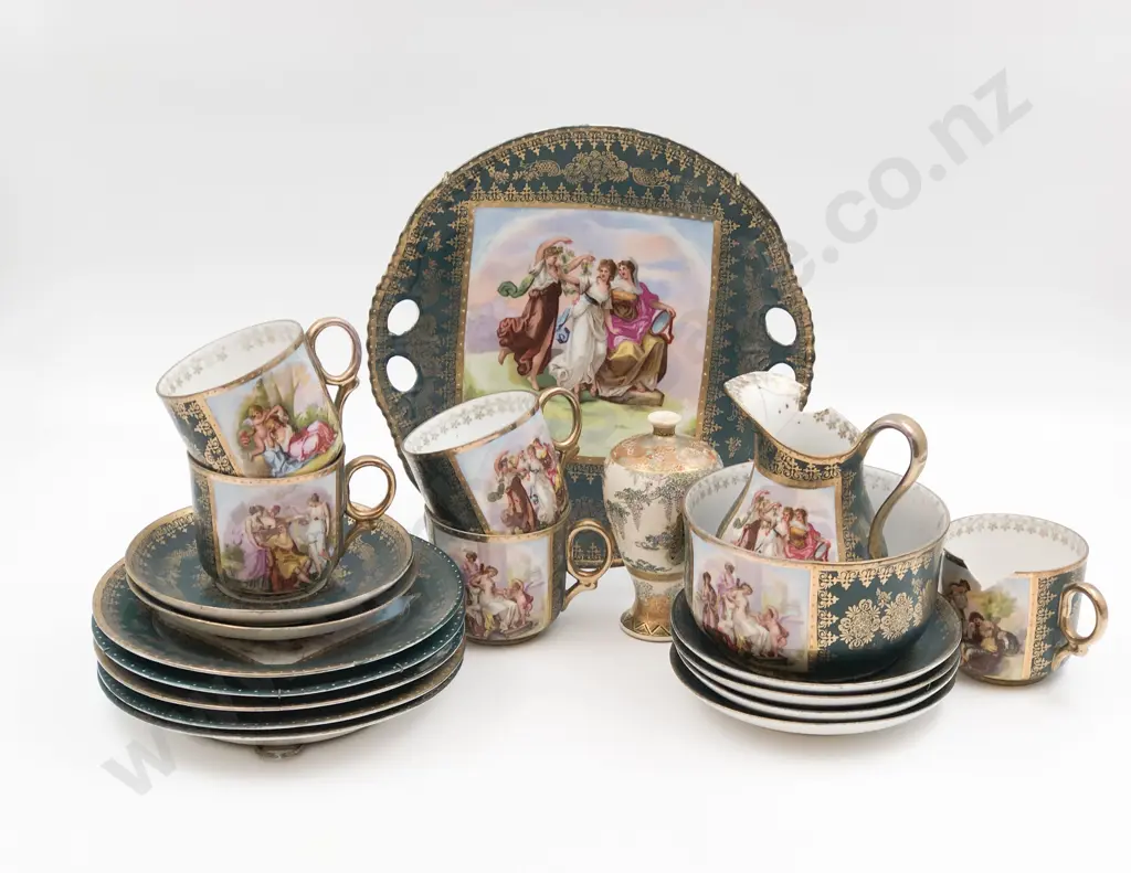 Hand Painted Part Teaset & Small Satsuma Vase (a/f) Image 1++