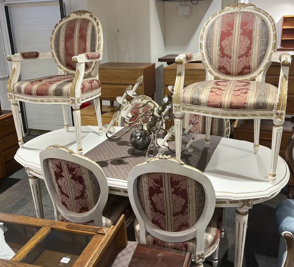French Style White Painted Table & Six Chairs incl Two Carvers Image 1++