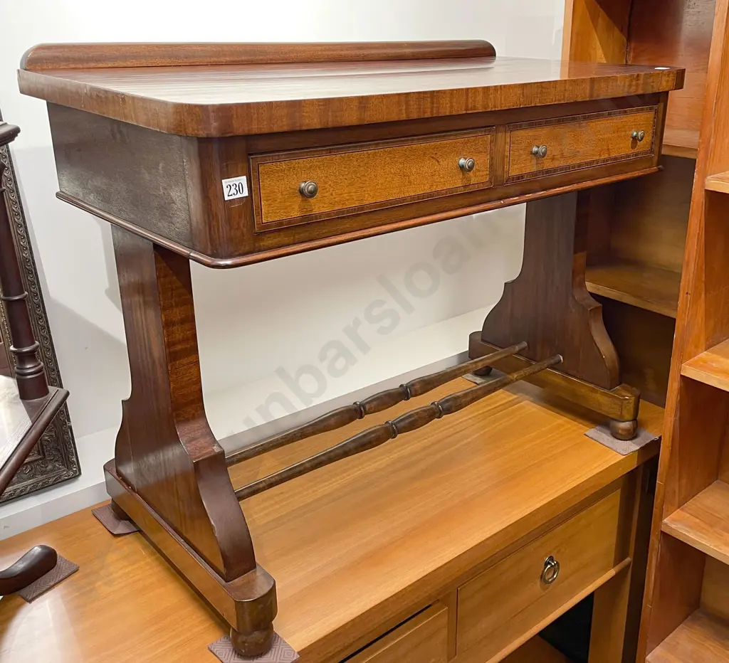 1930's Sofa Table Image 1++
