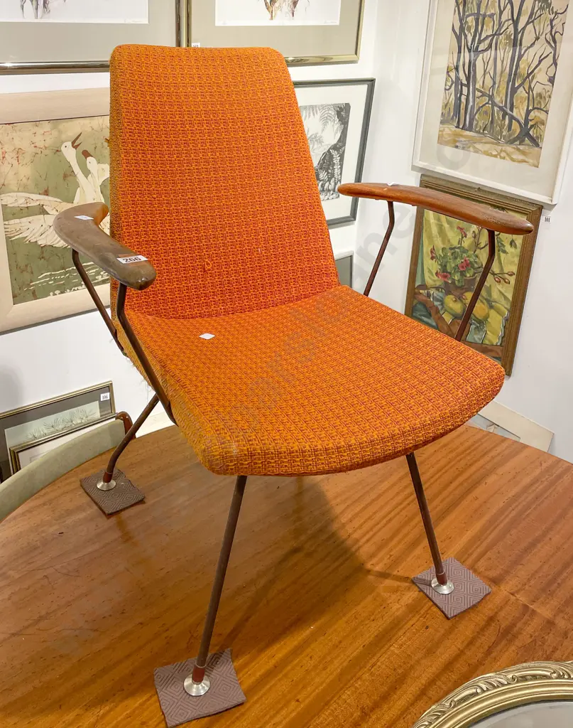 Mid Century Wire Elbow Chair Image 1++