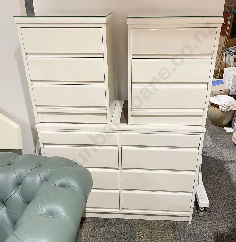 Modern Four Piece Bedroom Suite Image 1++