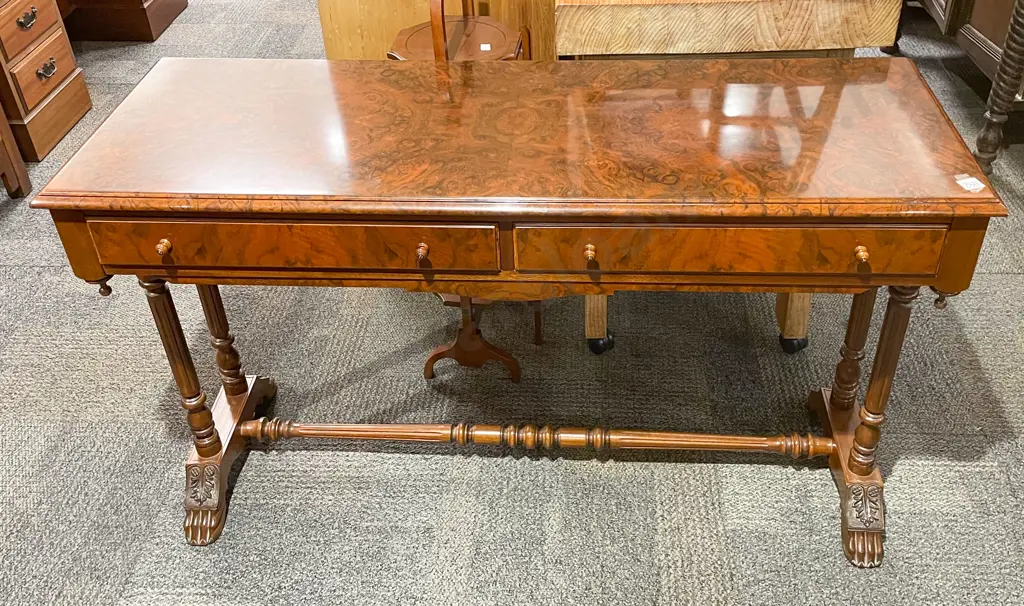 Reproduction Burr Walnut Sofa Table Image 1++