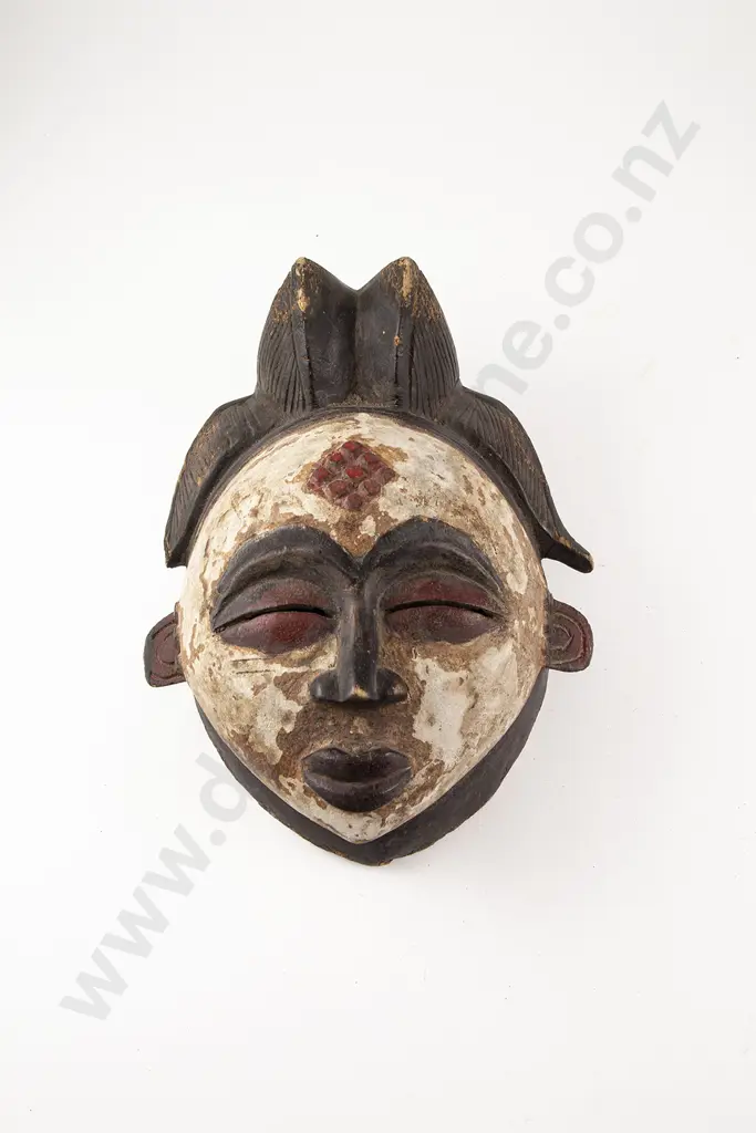 Punu Mask Image 1++