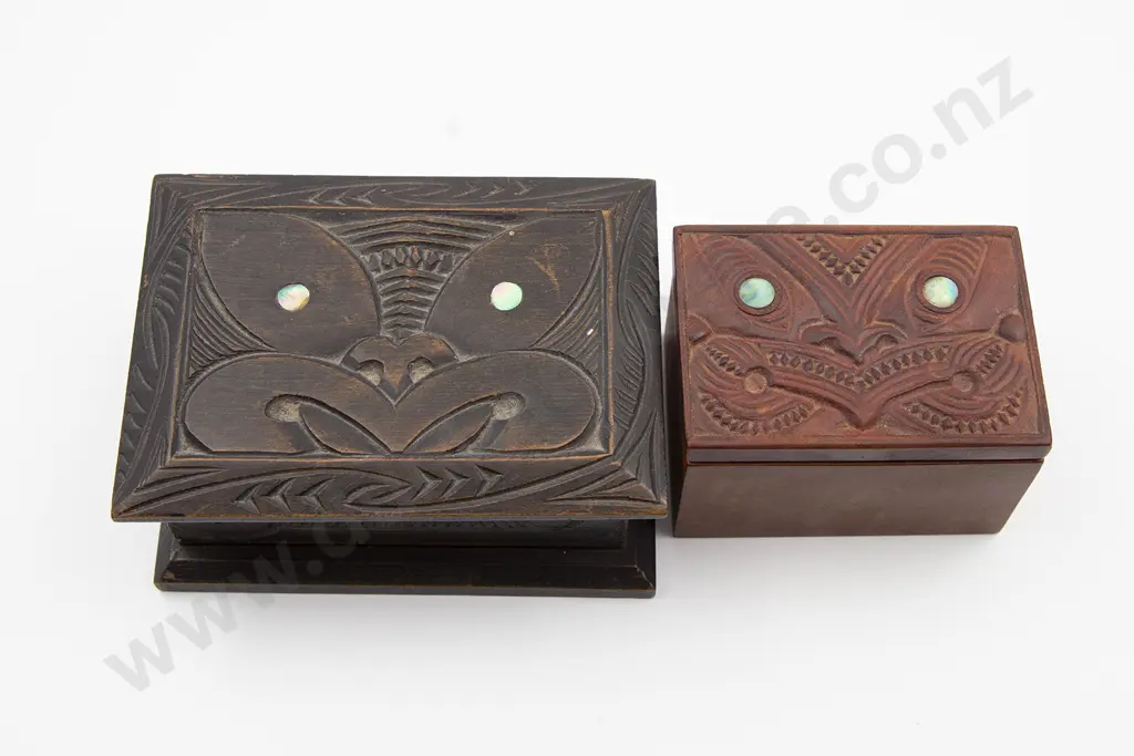 Two Carved Lidded Boxes With Wheku Heads Image 1++