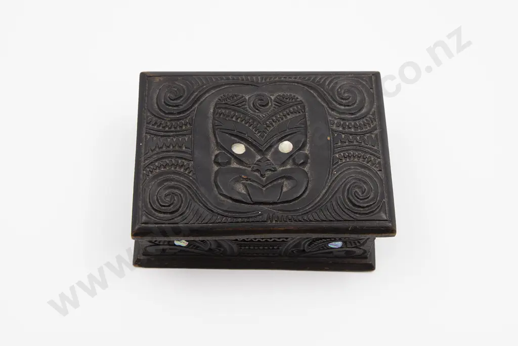 Ebonised Carved Lidded Box With Wheku Head Image 1++