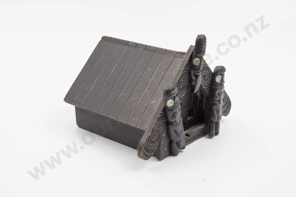 Miniature Wharenui With Rear Sliding Compartment Image 1++
