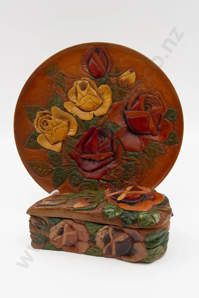 Jane Brenkley Ornamental Plate With Irregular Trinket Box Image 1++