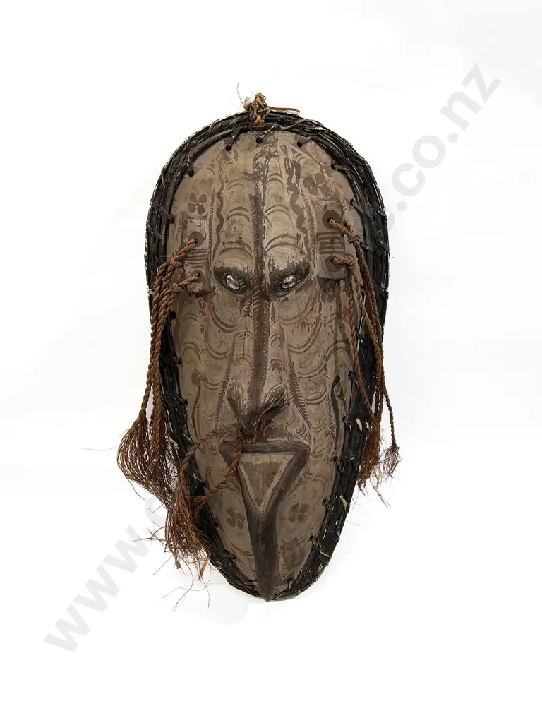 Large Papua New Guinea Mask Image 1++