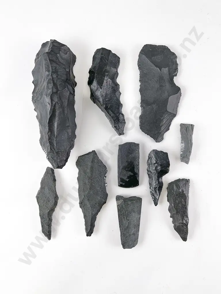 Assortment Of Awls And Worked Stone (10) Image 1++