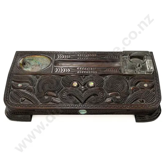 Desk Stand With Carved Wheku Head