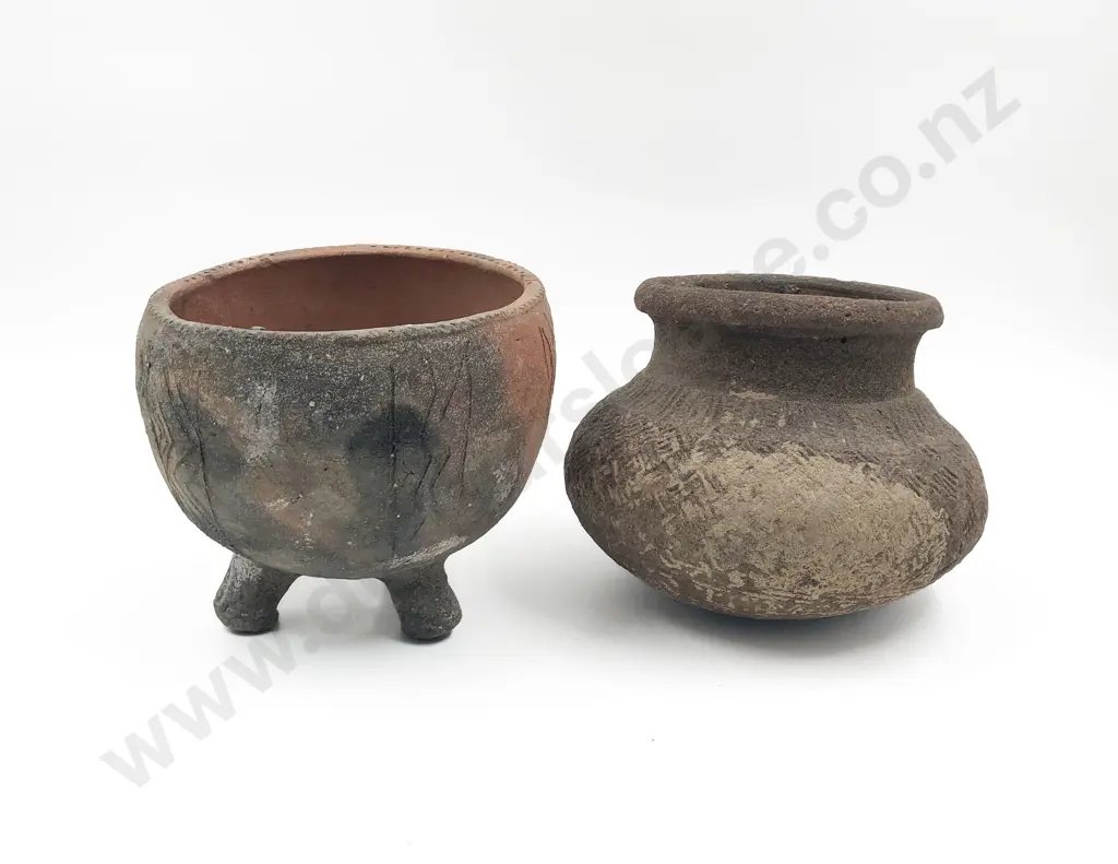 Four Papua New Guinea Cooking Pots Image 1++