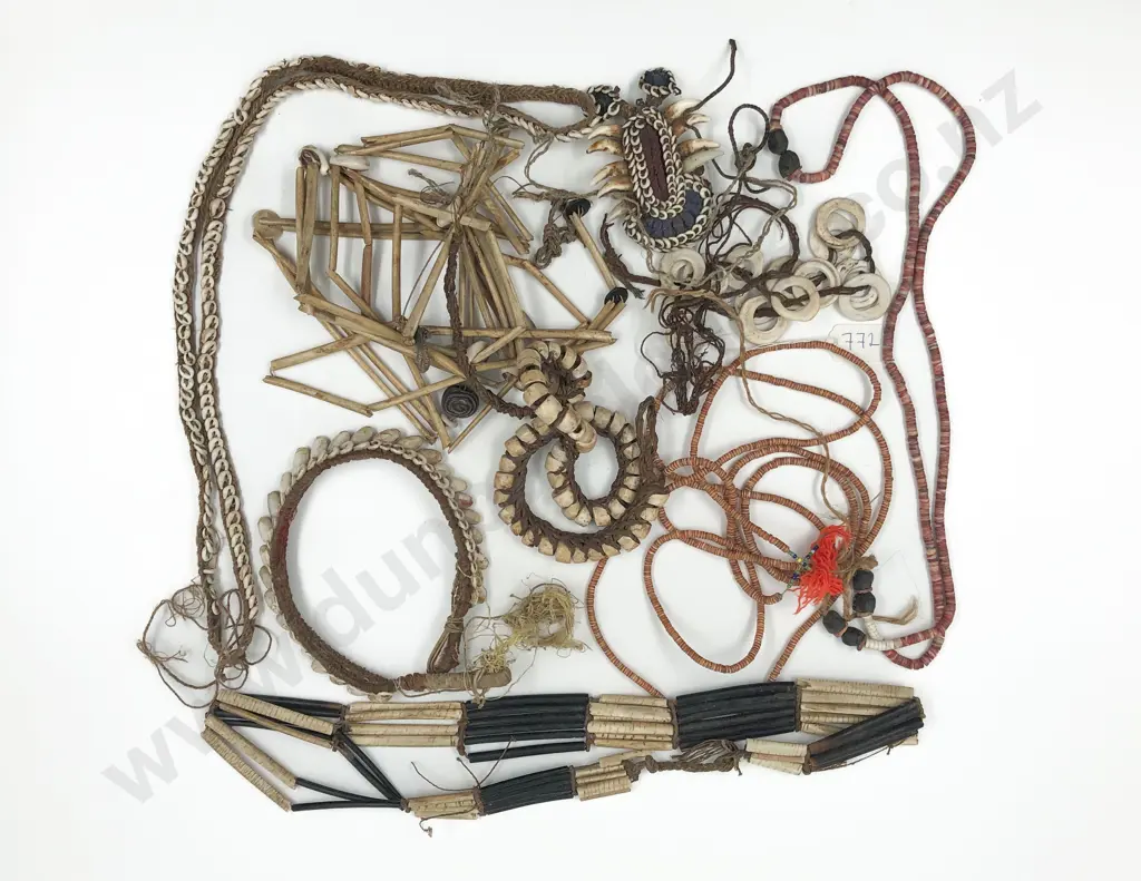 An Assortment Of Papua New Guinea Adornments (Nine Pieces) Image 1++