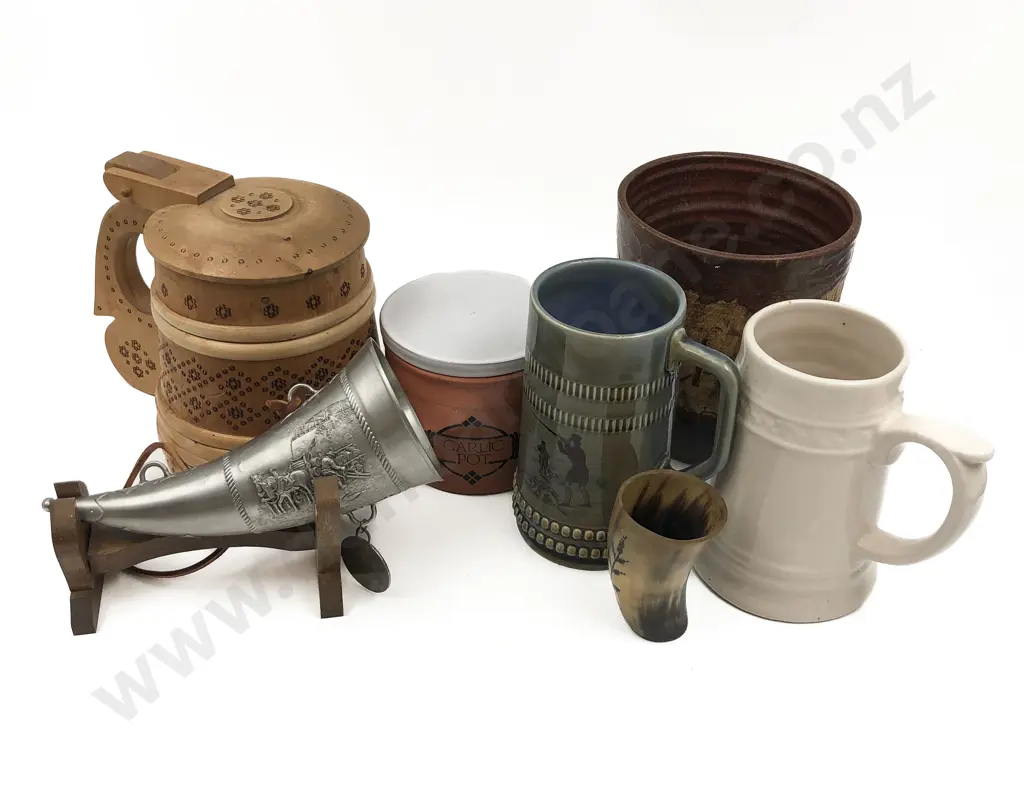 Assorted Kitchenware Image 1++