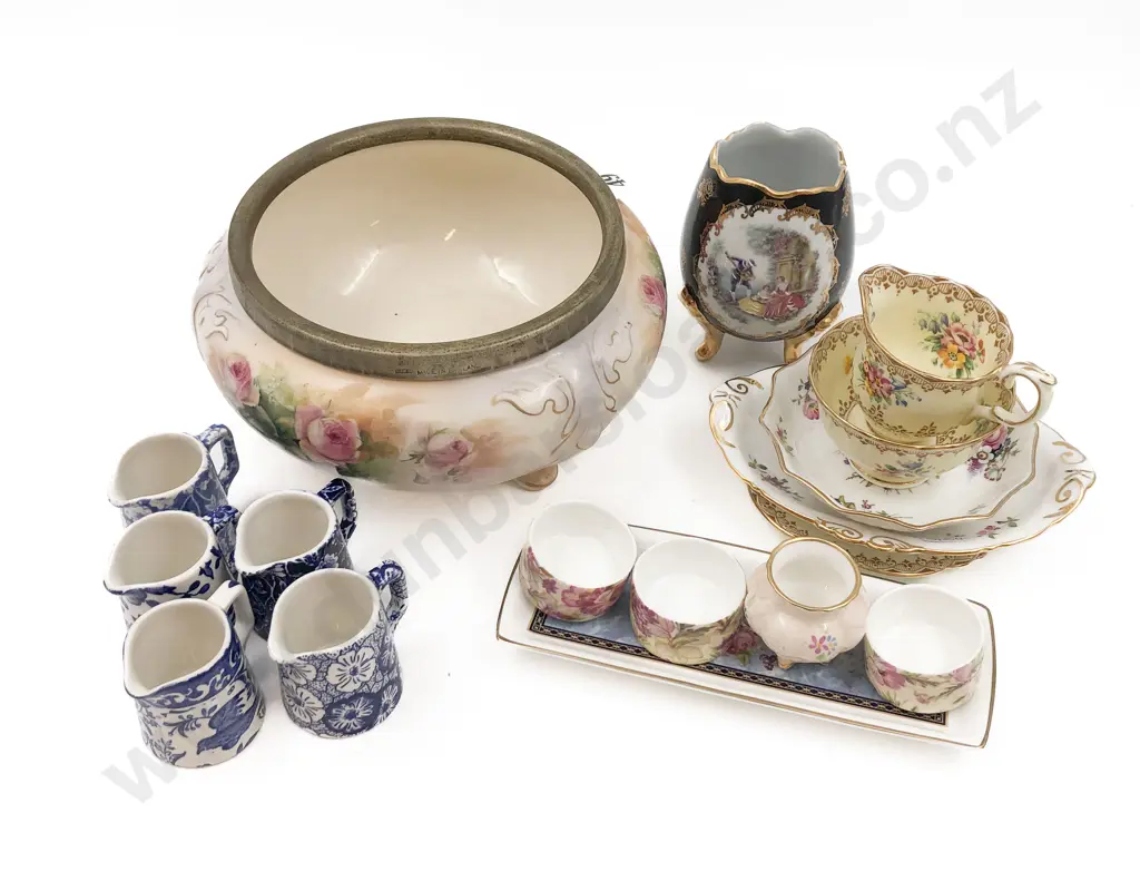 Quantity of Fancy China Image 1++