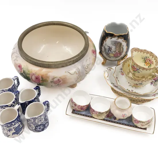 Quantity of Fancy China