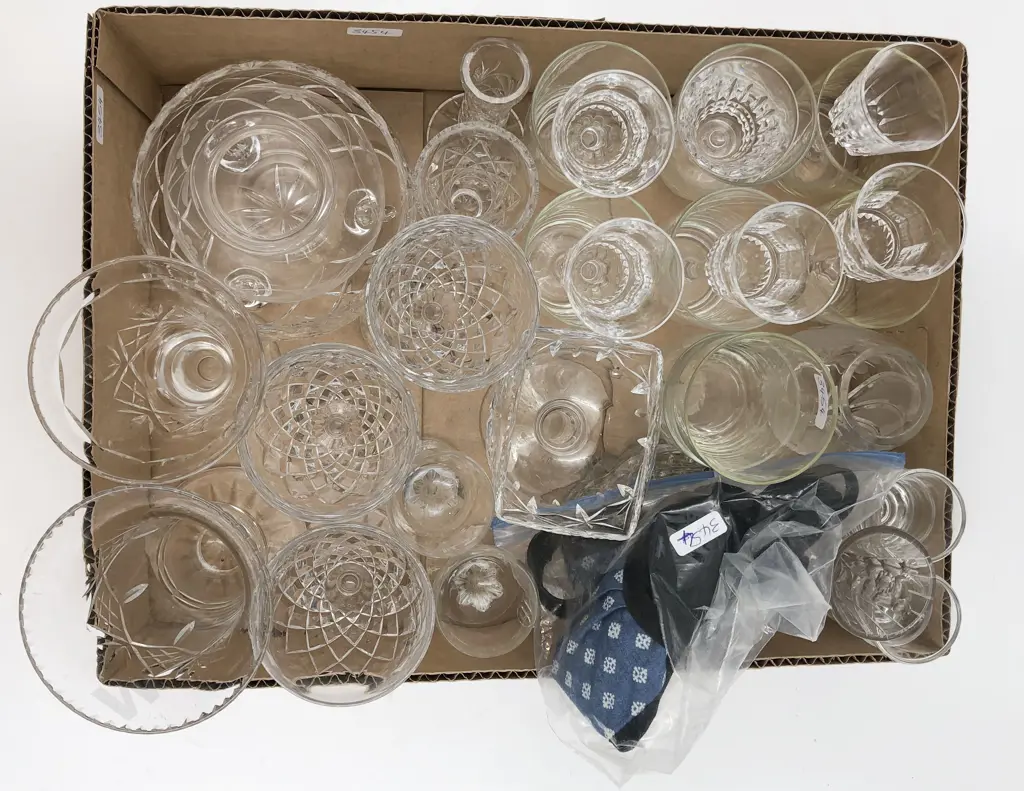 Box of Assorted Crystal and Glassware Image 1++