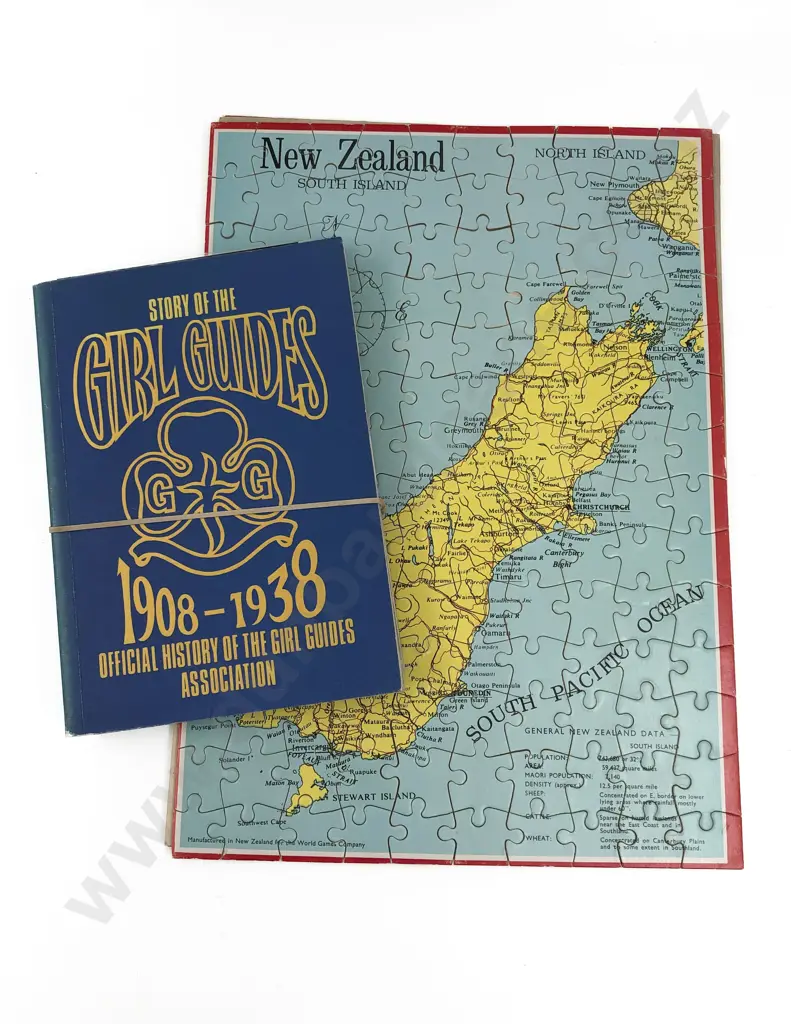 Two Vintage NZ Map Puzzles (North & South Island) Together with Girl Guides Vol 1 & 2 Image 1++