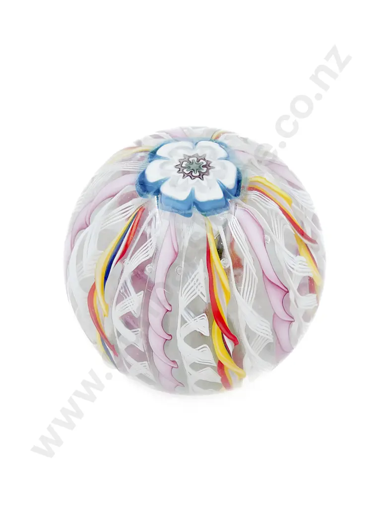 Art Glass Paper Weight Image 1++