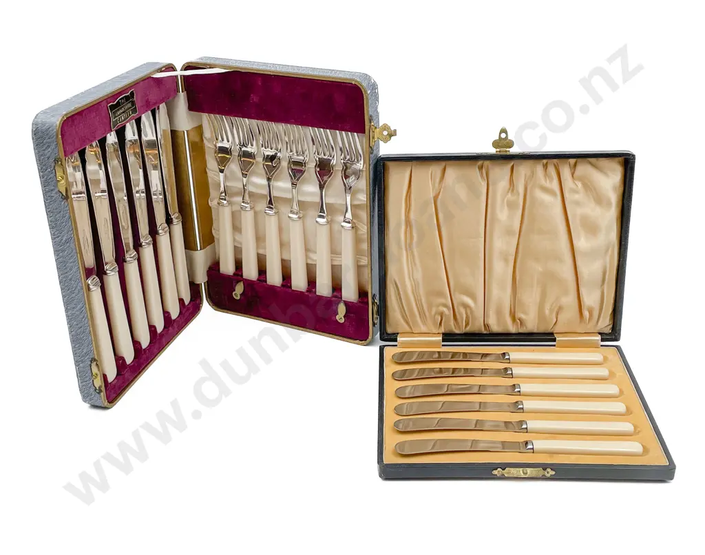 Two Boxed Sets of Cutlery Image 1++