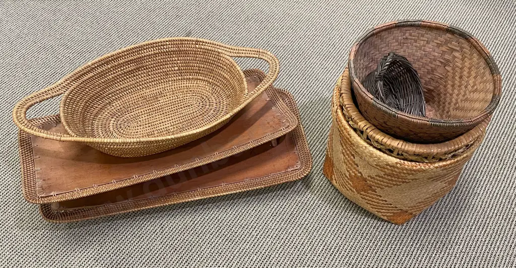 Qty of Assorted Woven Baskets etc Image 1++