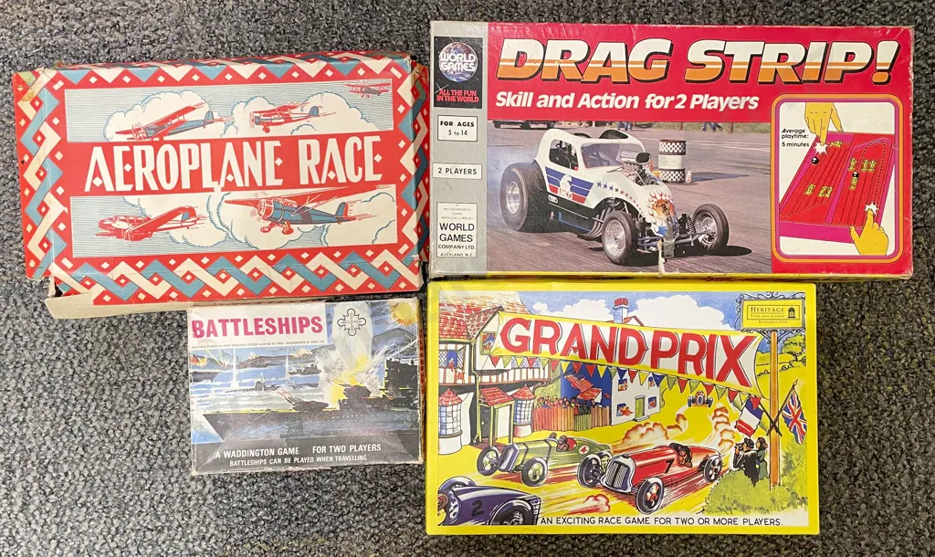Four Vintage Games Including Battleships Image 1++