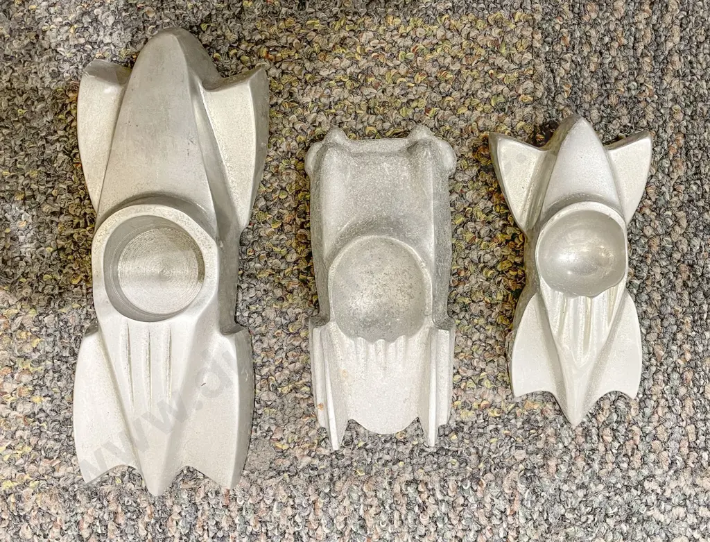 Three Vintage Metal Cars Image 1++