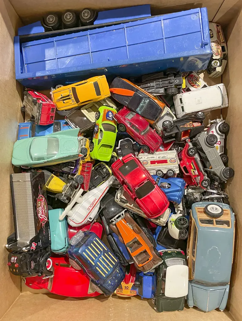 Qty of Assorted Toy Cars Including Hot Wheels Image 1++