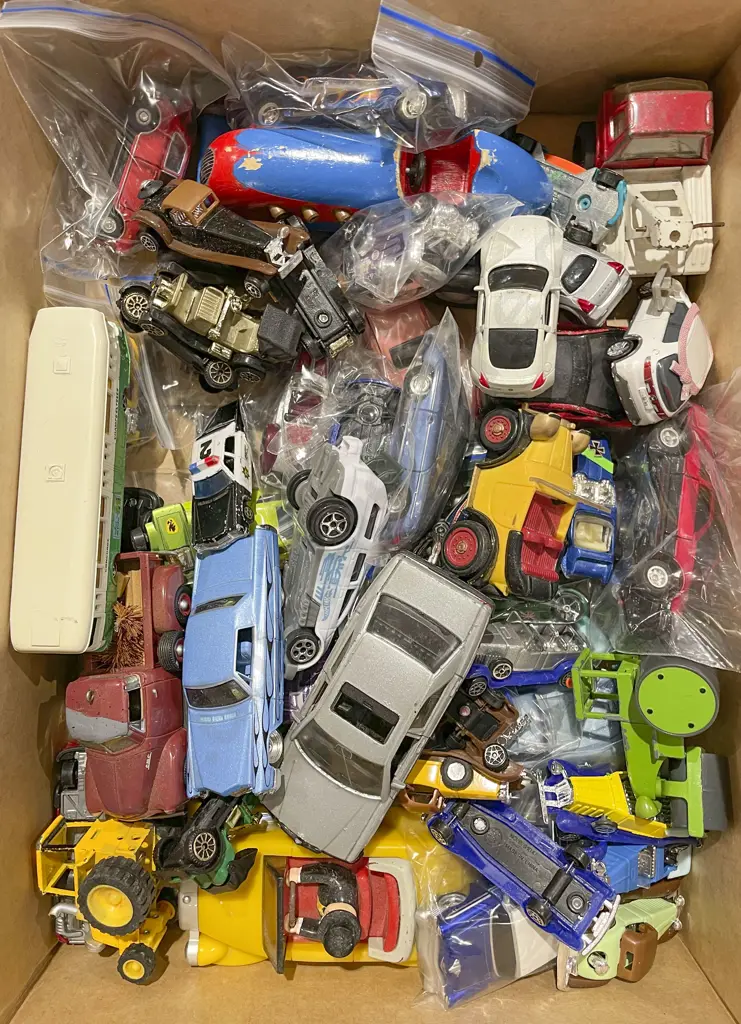 Qty of Assorted Toy Cars Including Corgi Image 1++