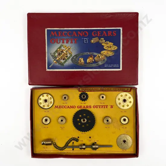 Boxed Meccano Gears Outfit 'B' with Instruction Booklets