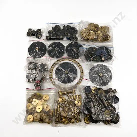 Qty Meccano Assorted Mainly Brass Gears