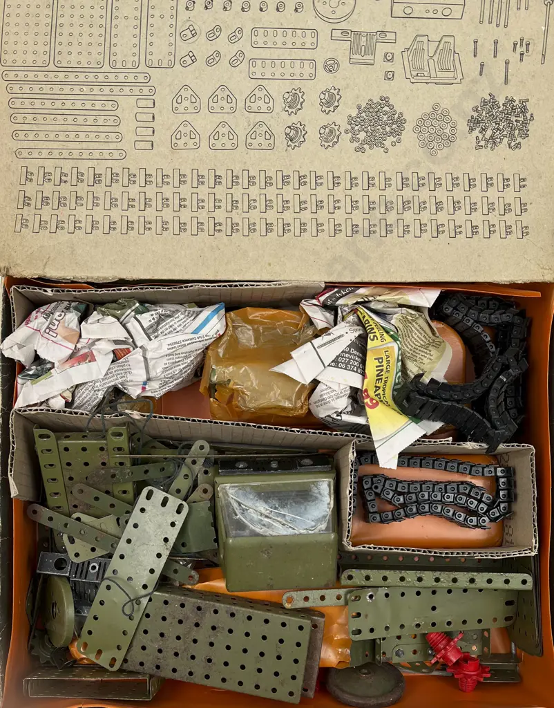 Part Boxed Meccano Army Multikit Construction Set Image 1++