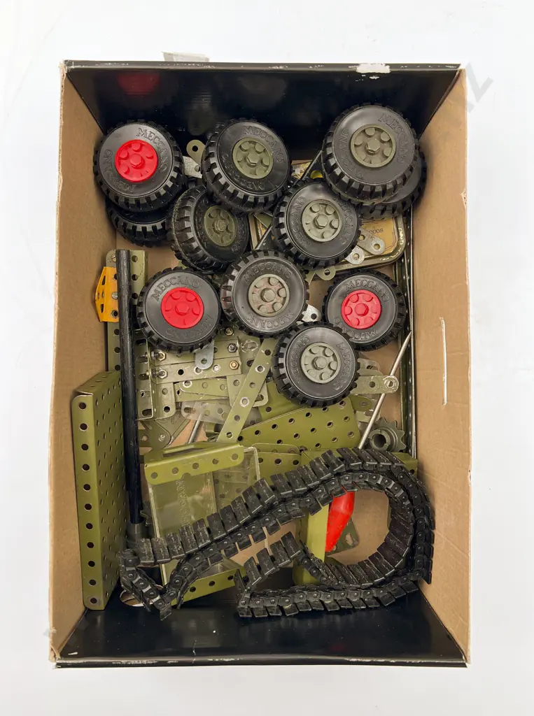 Part Boxed Meccano Army Multikit Construction Set Image 1++