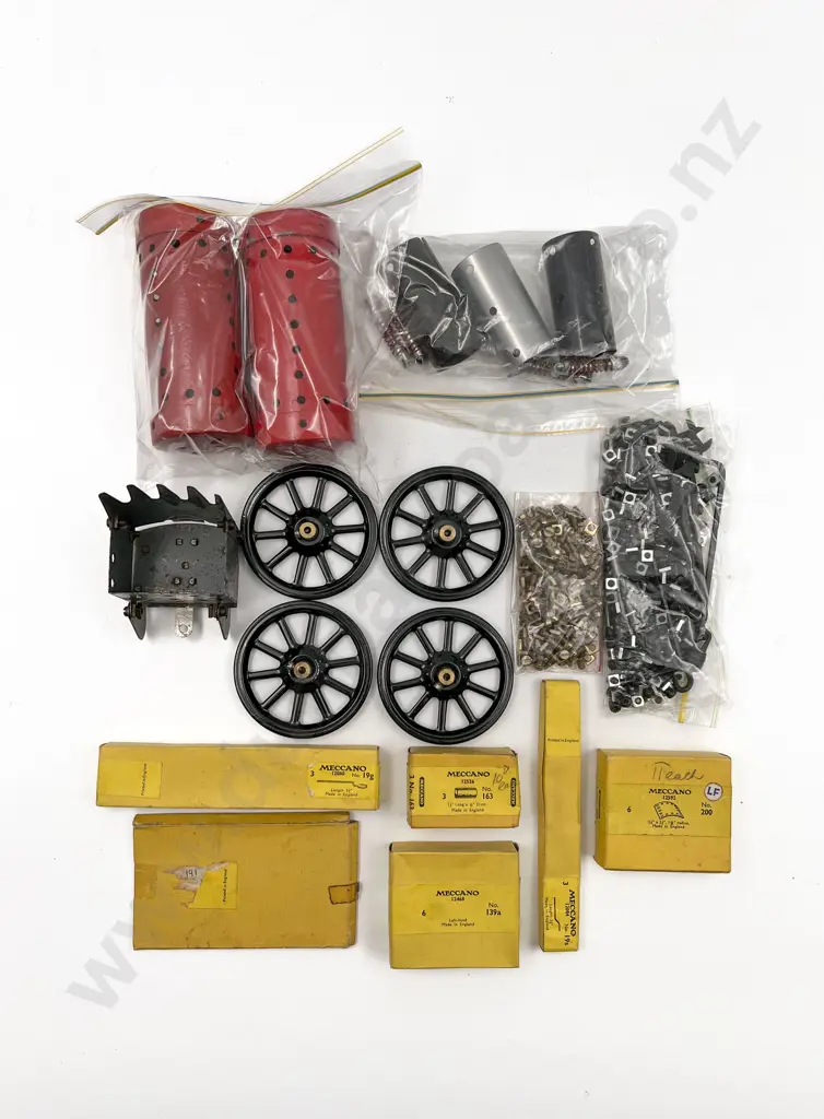 Meccano Various Parts Image 1++