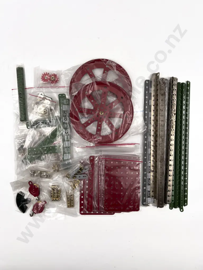 Meccano Various Parts Image 1++