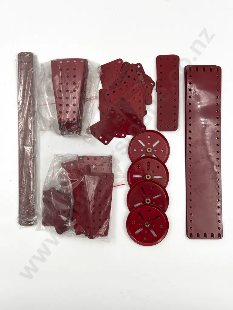 Qty Meccano Assorted with Red Plates Image 1++