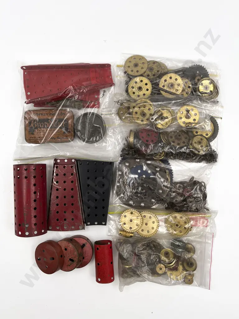 Qty Meccano Assorted with Red Plates Image 1++