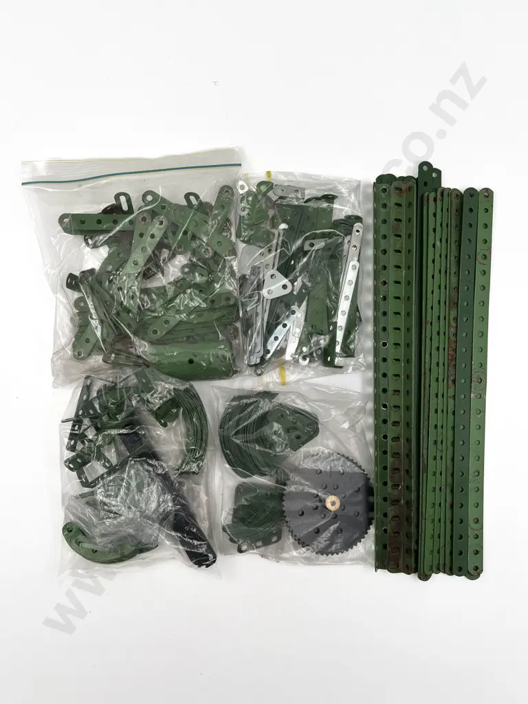 Qty Meccano Assorted with Green Plates Image 1++