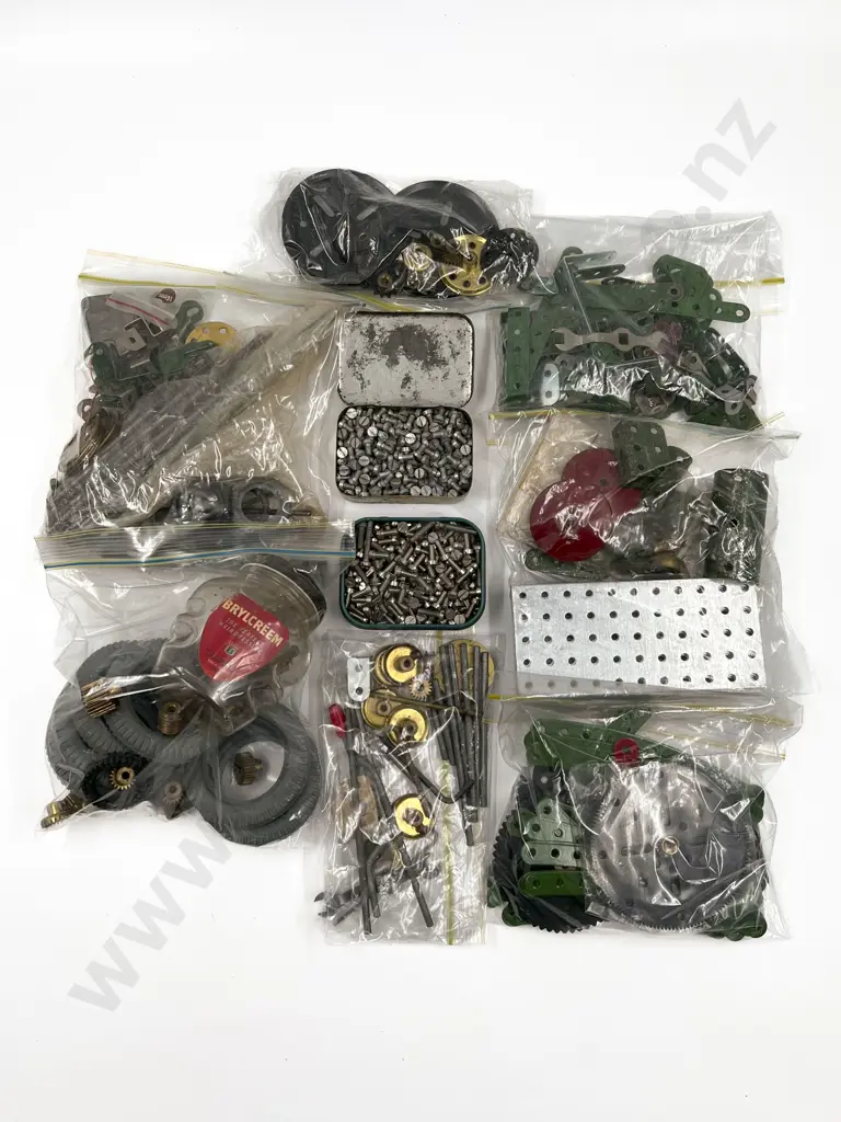 Qty Meccano Assorted with Green Plates Image 1++