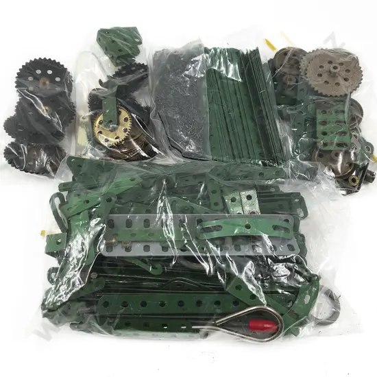 Qty Meccano Assorted Mainly Green Parts