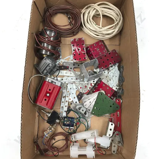 Qty Meccano Assorted