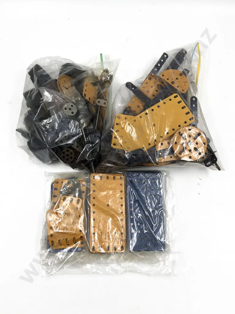 Qty Meccano Assorted Mainly Blue and Yellow Plates Image 1++