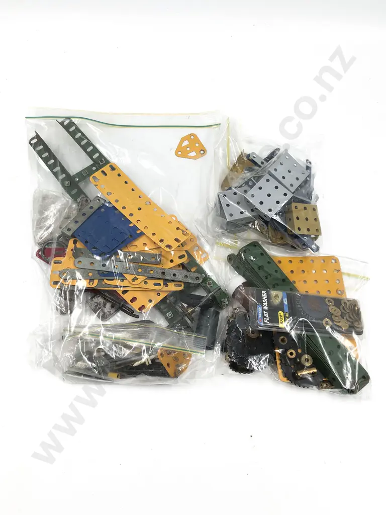 Qty Meccano Assorted Mixed Colour Plates and Gears Image 1++