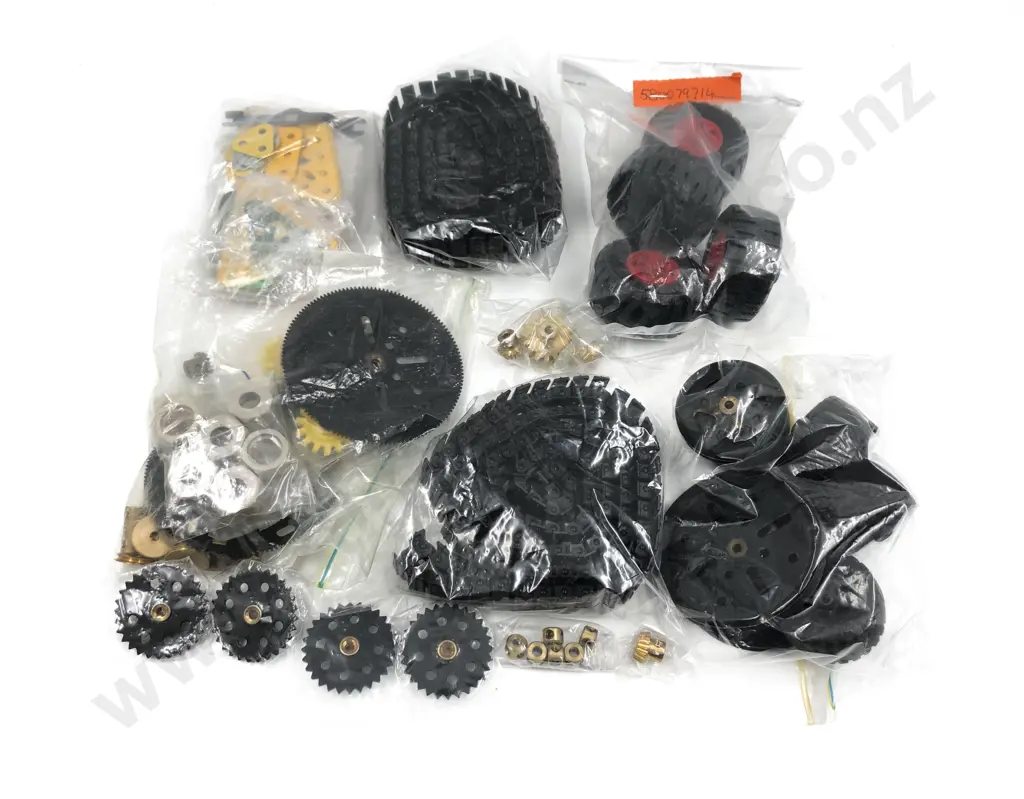 Qty Meccano Assorted Mainly Yellow Plates Image 1++