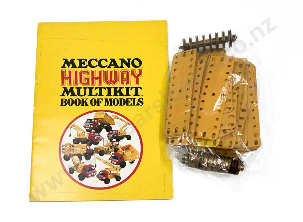 Meccano Highway Multikit Model Parts and Booklet Image 1++