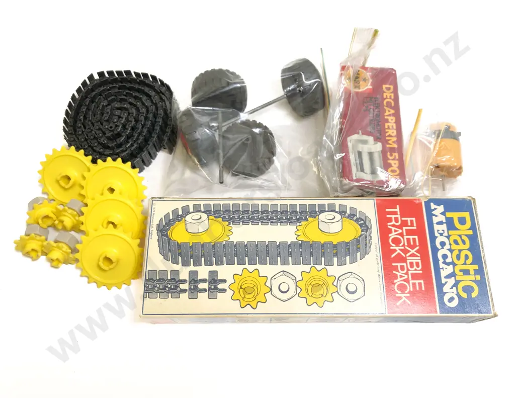 Meccano Caterpillar Track Pack Parts and Assorted Image 1++