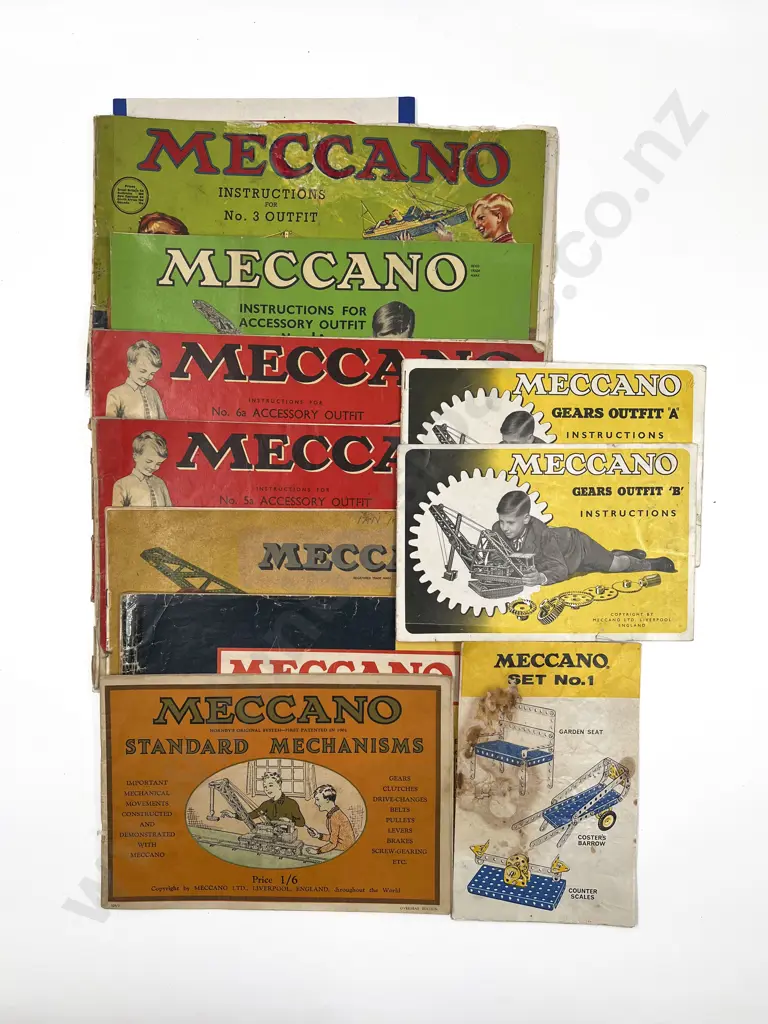 Meccano Box for 4A with Instruction Bookets and Two Tins Image 1++