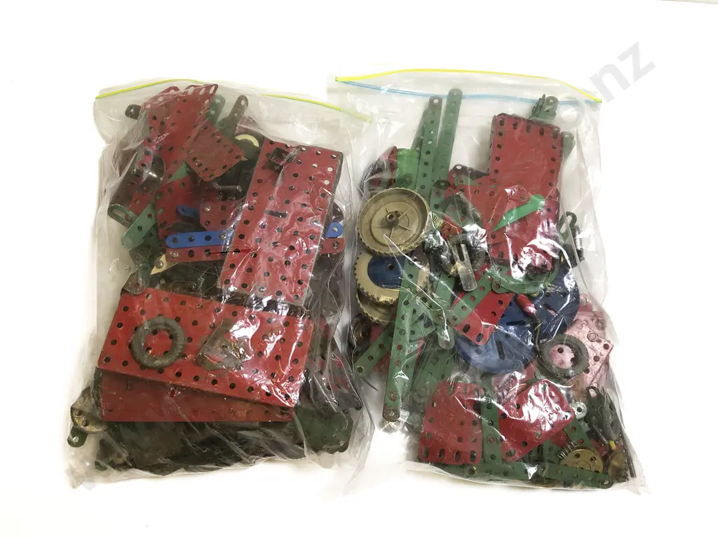 Qty Vintage Meccano Approx 7kgs Image 1++