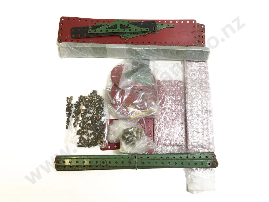 Qty Vintage Meccano Approx 6kgs Image 1++